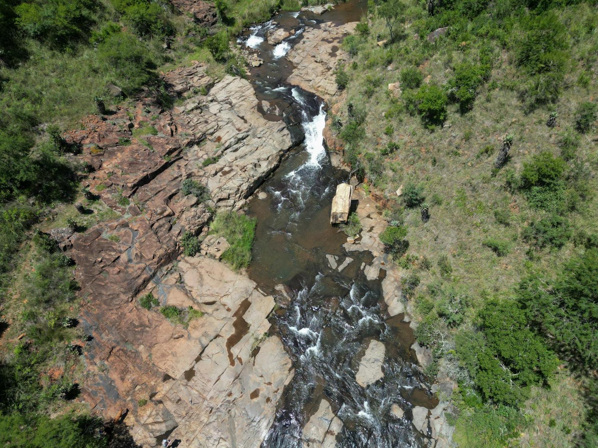 Rocky Drift Private Nature Reserve Waterval Boven Extérieur photo