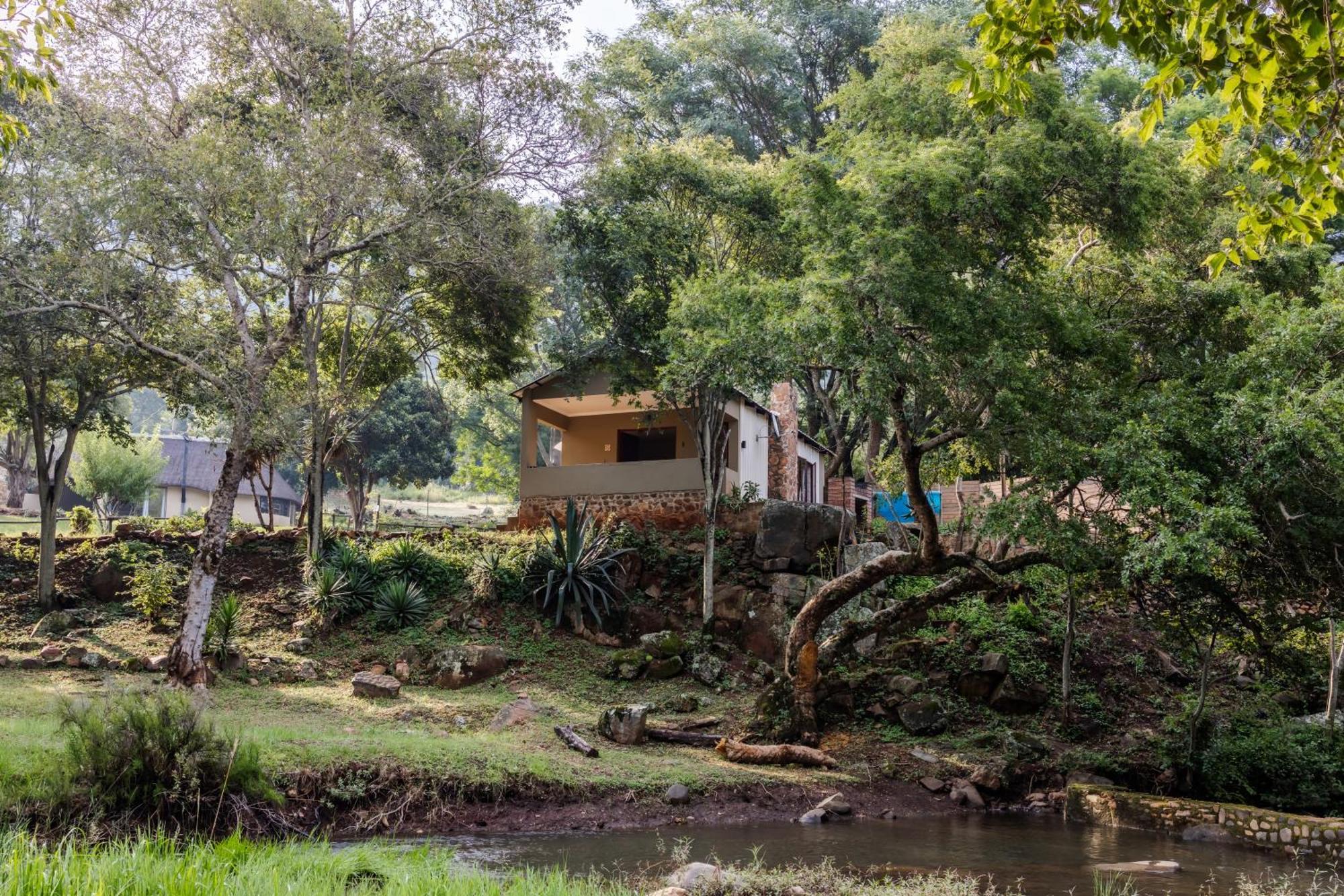Rocky Drift Private Nature Reserve Waterval Boven Chambre photo